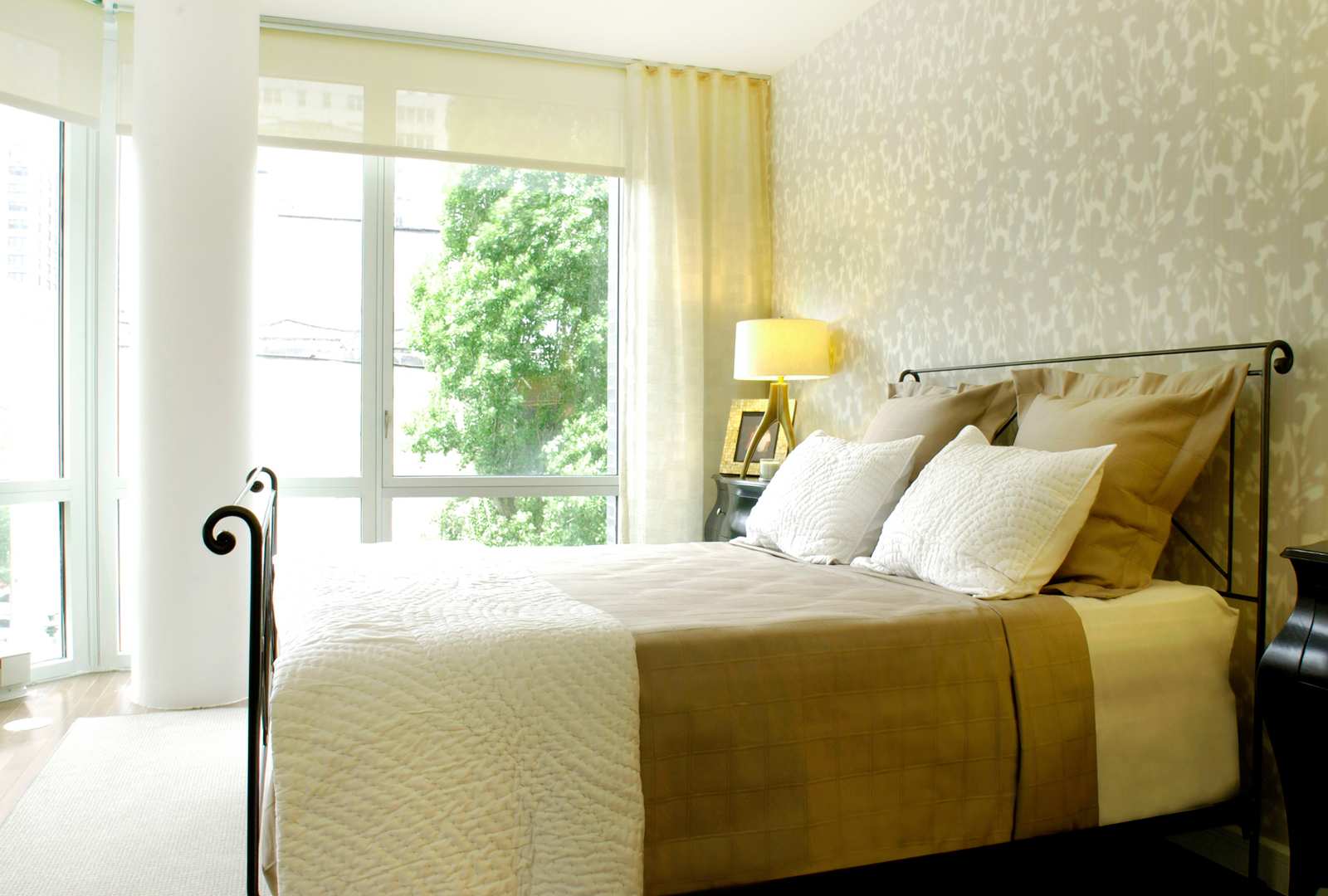 Model Apartments - The Charlston